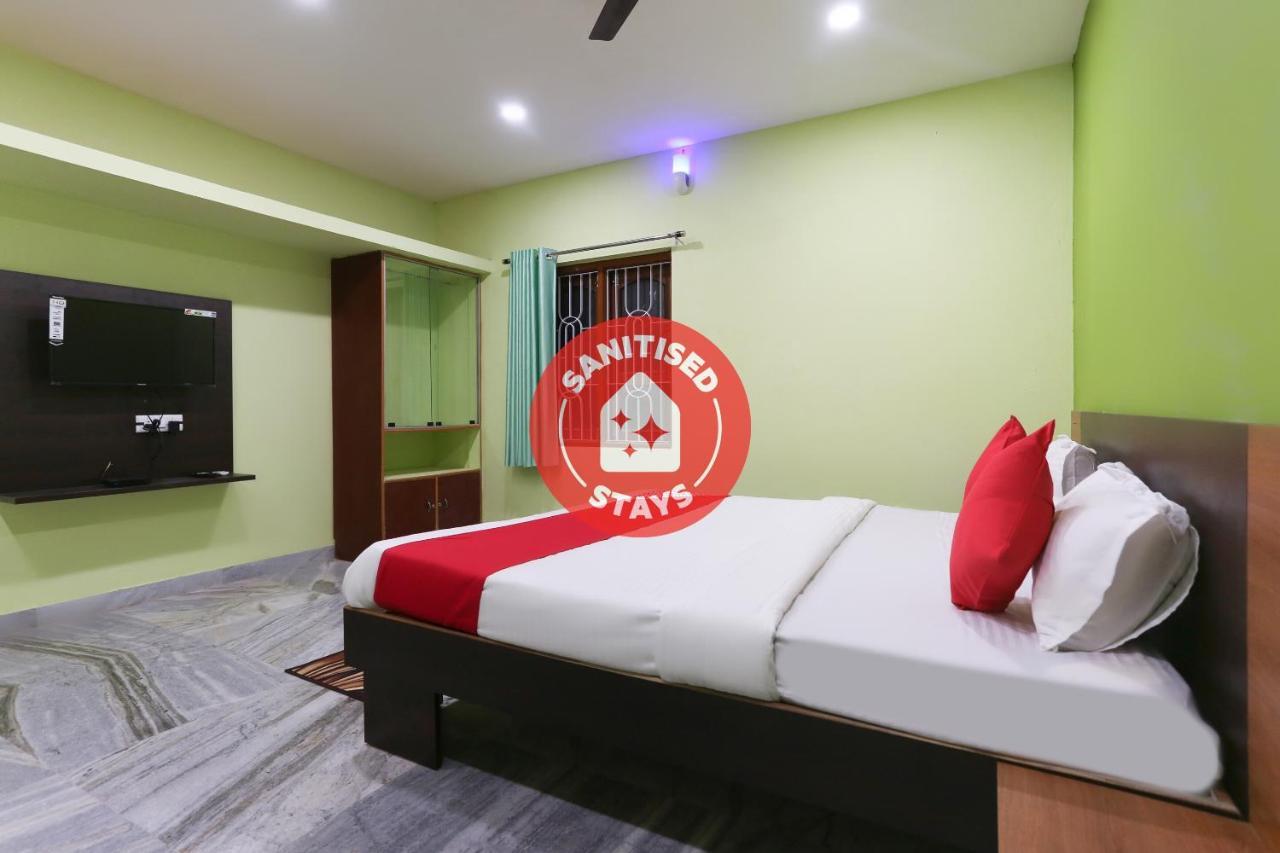 Vaccinated Staff- OYO 45958 New Castle Inn Bhubaneswar Exterior foto