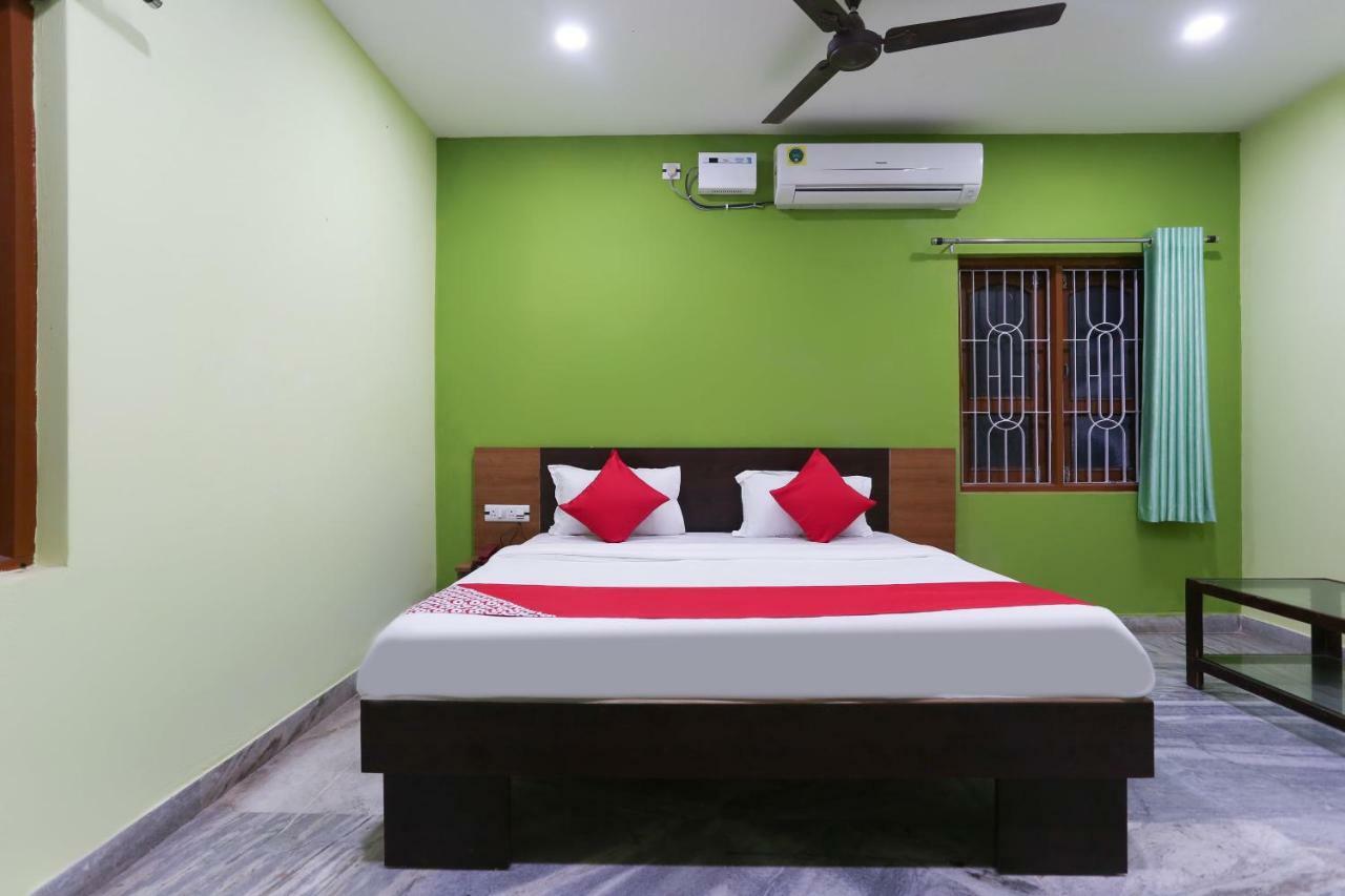 Vaccinated Staff- OYO 45958 New Castle Inn Bhubaneswar Exterior foto